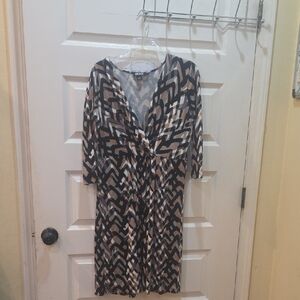 DKNY Gray & Taupe Geometric Knit Wrap Dress